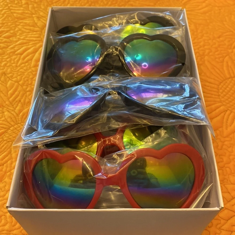 Party Favor Mirrored Heart Shape Teen Sun Glasses Lot with 10 UV Protection